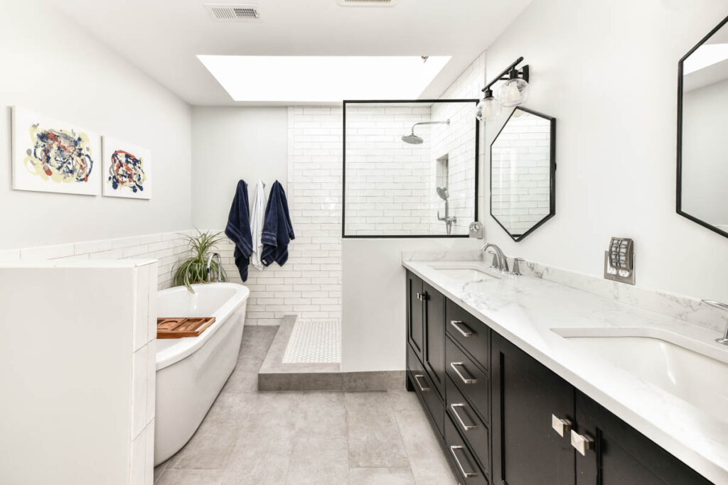 bathroom with skylight